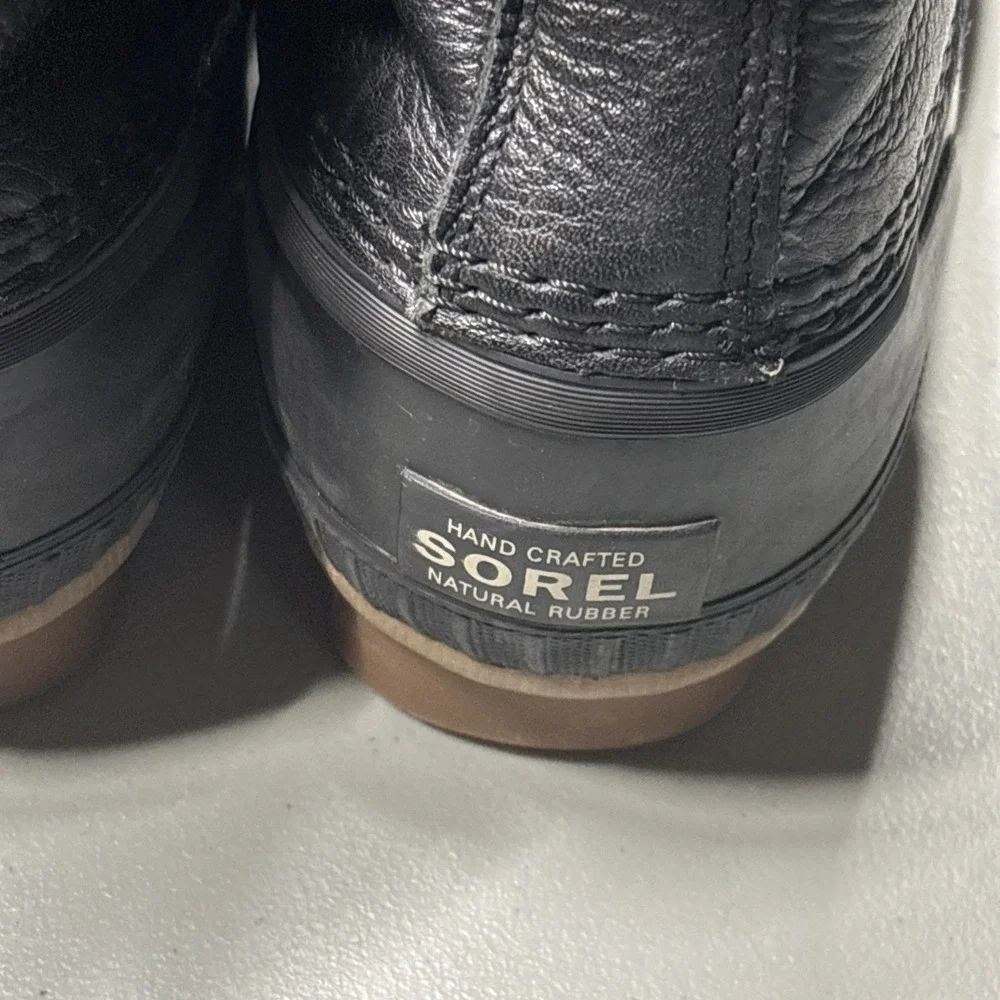 Sorel Cheyanne II Duck Boots Mens 9 Black Leather Waterproof Winter NM3498-010